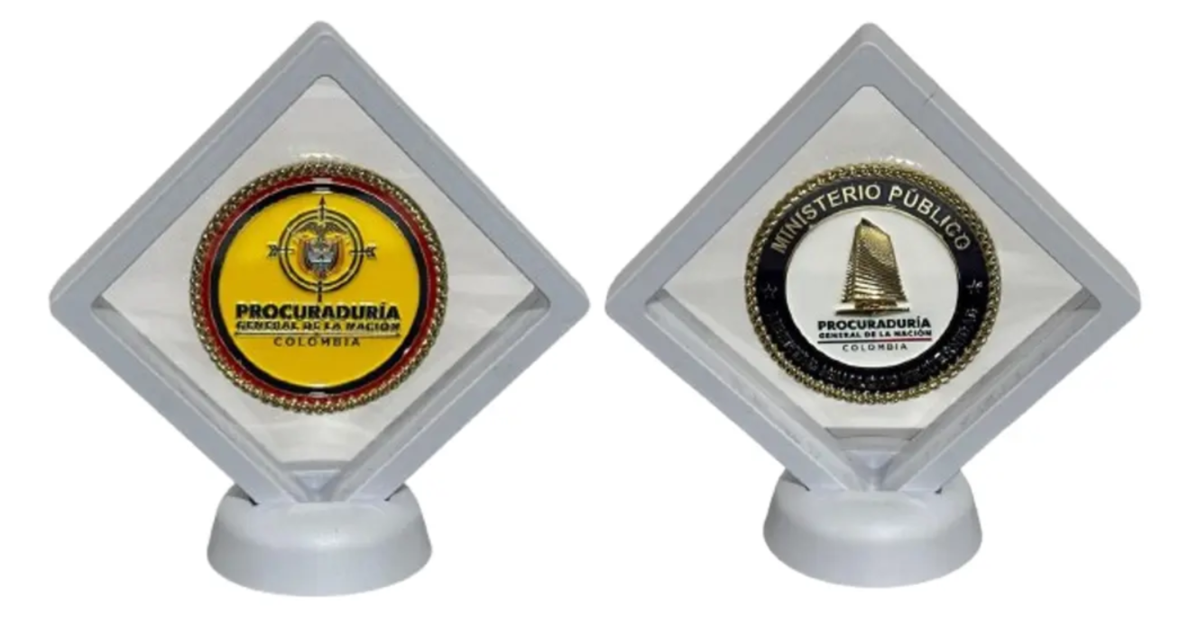 Moneda Conmemorativa Procuraduría General Nación Marco Flotante Blanco de Lujo