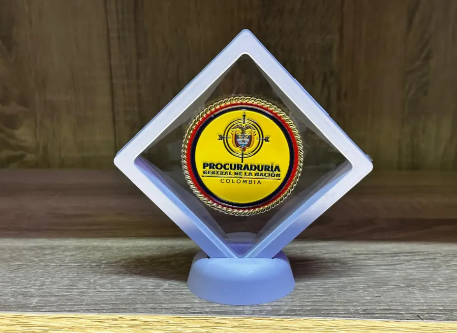 Moneda Conmemorativa Procuraduría General Nación Marco Flotante Blanco de Lujo