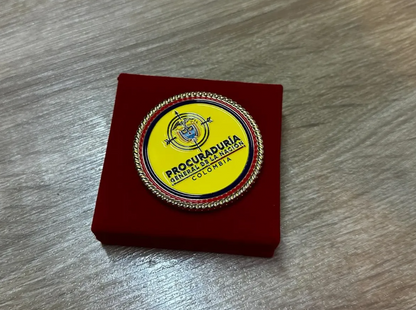 Moneda Conmemorativa Procuraduría General Nación Caja Roja de Lujo