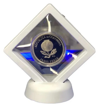 Moneda Bicentenario Conmemorativa en Marco Flotante Blanco de Lujo