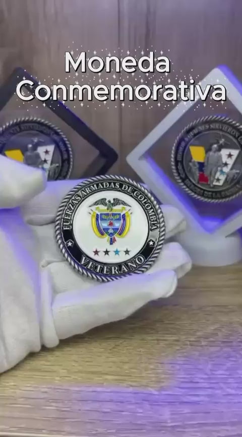 Moneda Homenaje Veteranos Colombia en Caja de Terciopelo Roja | Fuerzas Armadas Edición Especial